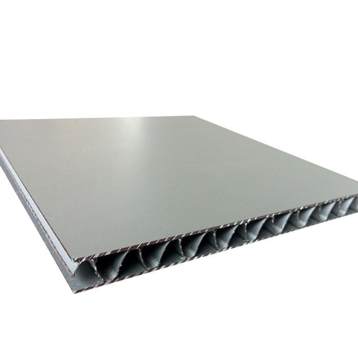El ISO acanaló el panel compuesto de aluminio 15m m para la decoración del techo